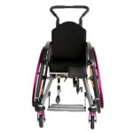 Rollstuhl mit Beinhochlagerung